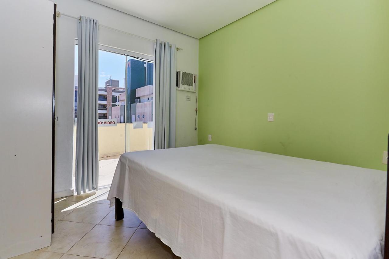 791 - Cobertura com piscina. 200m da PRAIA. BOMBINHAS - CENTRO Esterno foto